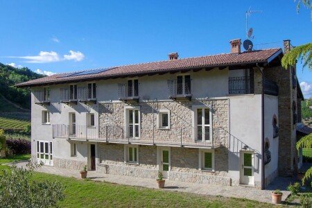 Villa 9 camere, con idromassaggio