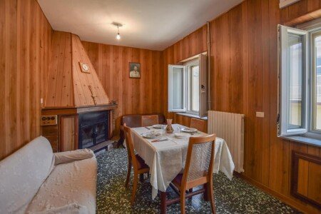 Casa 4 camere, con giardino