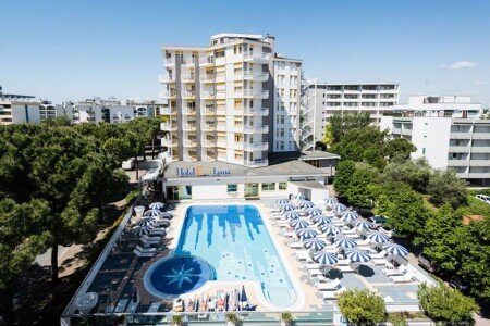 Bed and breakfast 1 camera, con piscina