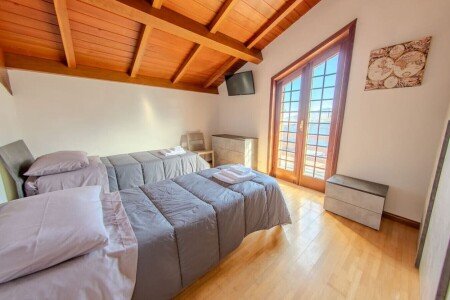 Casa 1 camera, con giardino