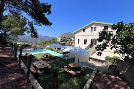 Bed and breakfast 5 camere, con giardino