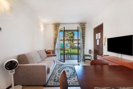 Appartamento 1 camera, con giardino