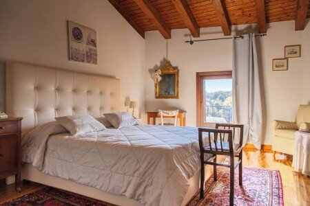 Bed and breakfast 3 camere, con piscina