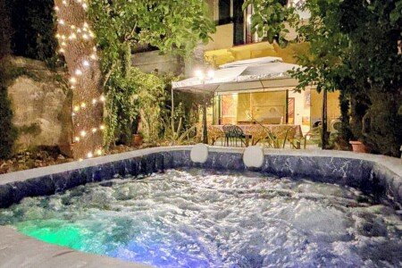 Casa 4 camere, con idromassaggio