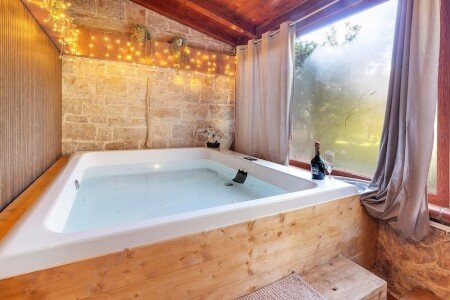 Bed and breakfast 2 camere, con idromassaggio