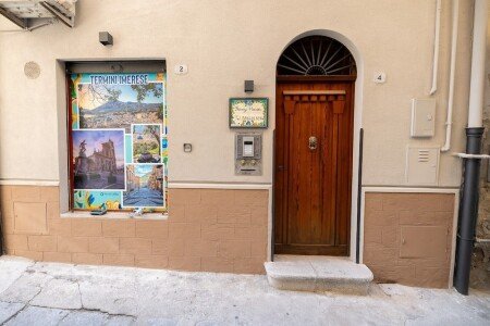 Bed and breakfast 5 camere, con aria condizionata