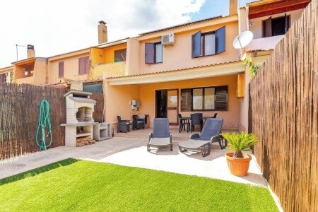 Casa 2 camere, con giardino