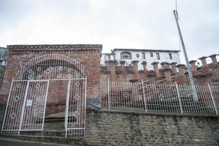 Castello 3 camere, con giardino