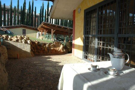 Casa 1 camera, con giardino