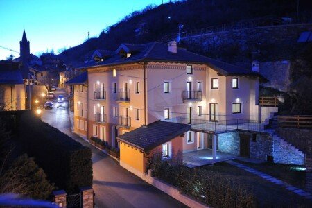 Villa 8 camere, con idromassaggio