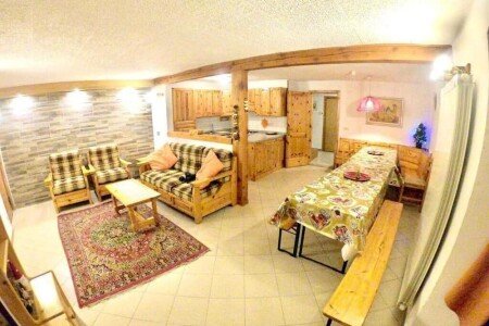 Casa 3 camere, con giardino