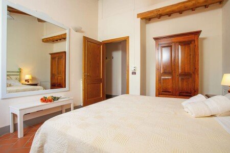 Bed and breakfast 2 camere, con piscina