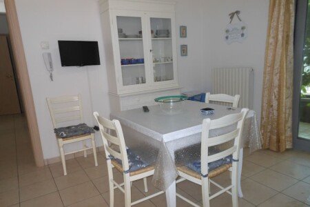 Appartamento 2 camere, con giardino