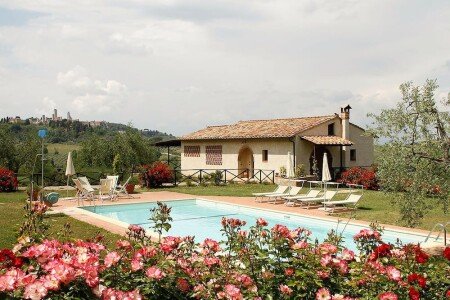Bed and breakfast 5 camere, con piscina