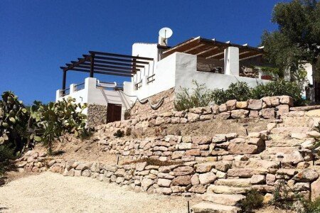 Casa 2 camere, con giardino