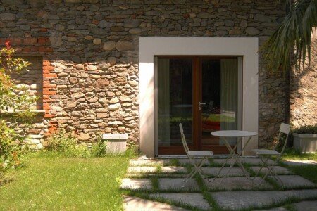 Casa 1 camera, con giardino