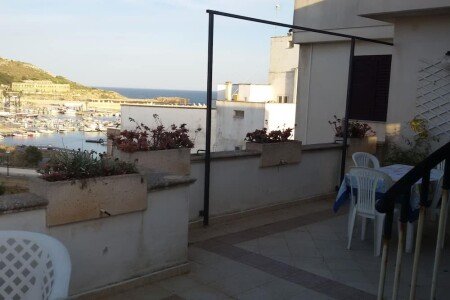 Casa 3 camere, con giardino