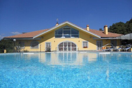 Bed and breakfast 1 camera, con piscina