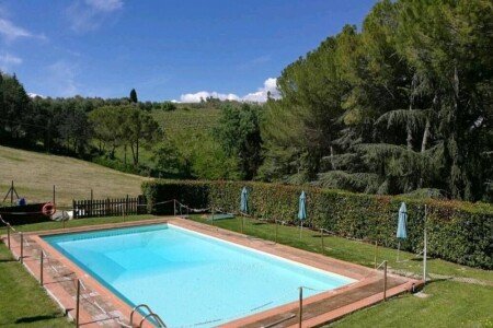 Bed and breakfast 3 camere, con piscina