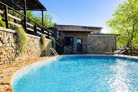 Villa 4 camere, con idromassaggio
