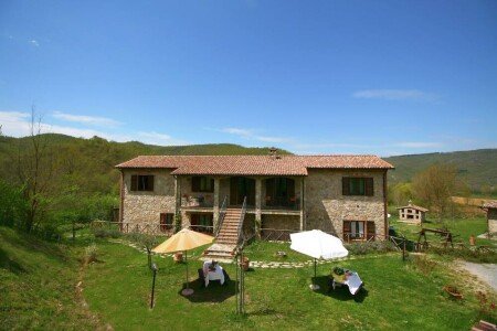 Bed and breakfast 3 camere, con piscina