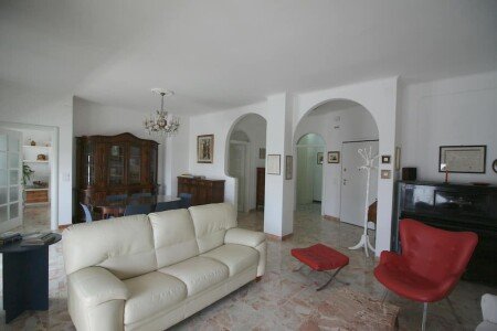 Apartment 3 bedrooms, with gym