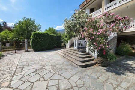 Appartamento 4 camere, con giardino