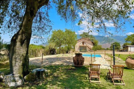 Bed and breakfast 4 camere, con piscina