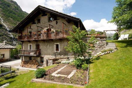 Chalet 2 camere, con giardino