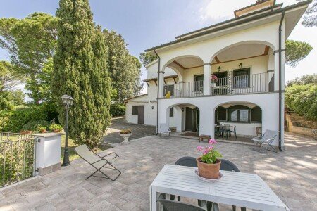 Villa 5 camere, con giardino