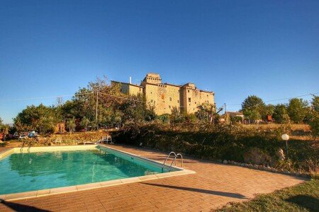 Castello 2 camere, con piscina