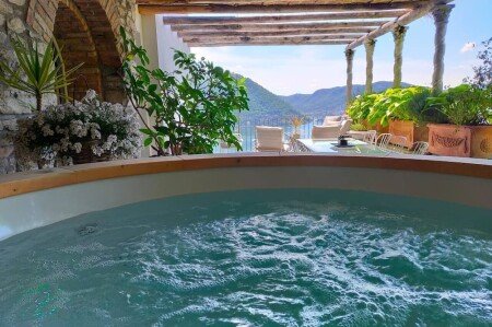 Casa 6 camere, con idromassaggio