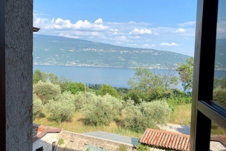 Bed and breakfast 2 camere, con giardino