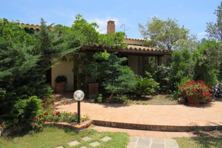 Casa 2 camere, con giardino