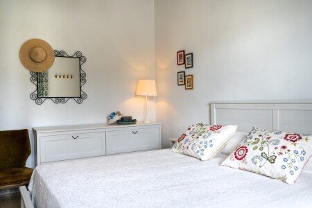 House 2 bedrooms, with garden