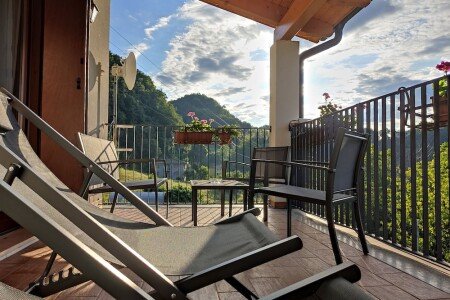 Appartamento 1 camera, con giardino