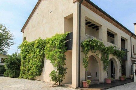 Villa 5 camere, con idromassaggio