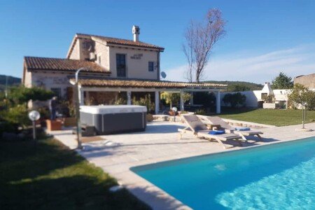 Villa 3 camere, con idromassaggio