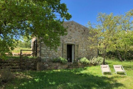 Casa 1 camera, con giardino