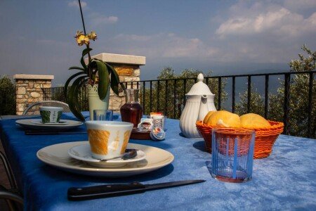 Bed and breakfast 2 camere, con giardino