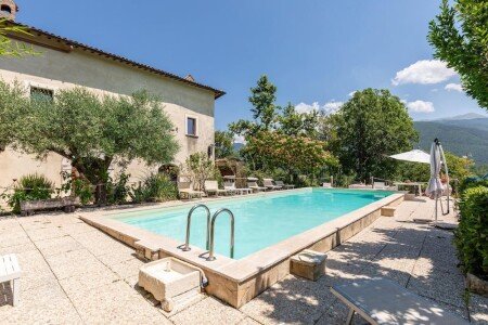 Casa 10 camere, con piscina