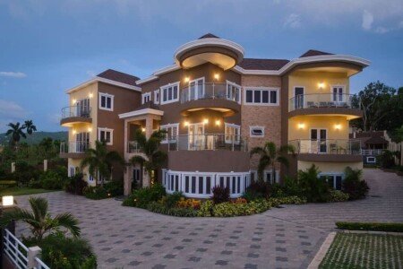 Villa 5 bedrooms, with jacuzzi