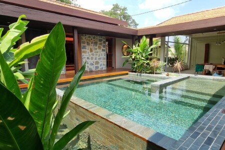 Maison 5 chambres, avec piscine