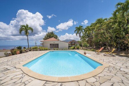 Casa 1 camera, con piscina