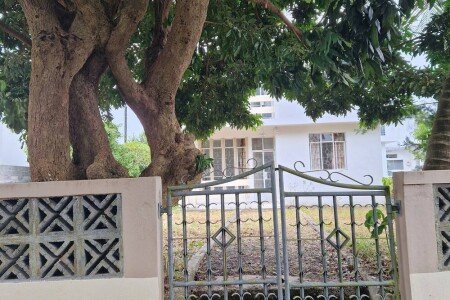 House 3 bedrooms, with garden