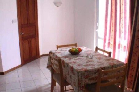 Bed and breakfast tout confort, 2 chambres, avec jardin