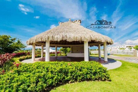 Casa 2 habitaciones, con piscina