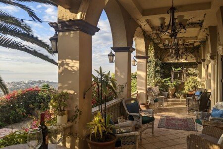 House 6 bedrooms, with jacuzzi