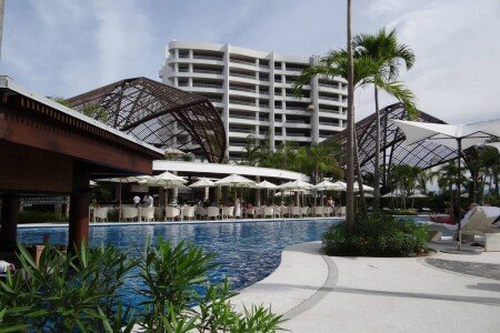 Apartment 4 bedrooms, with pool