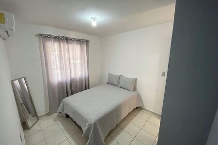 Casa 2 habitaciones, con aire acondicionado